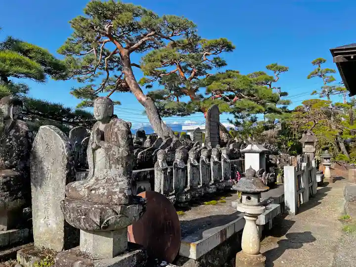 甲斐善光寺の地蔵