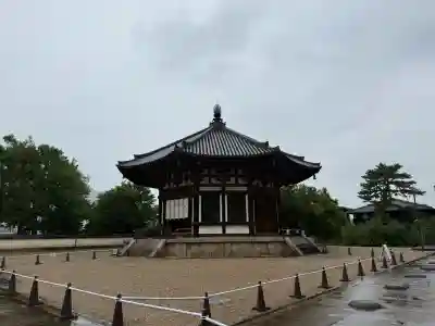 興福寺 北円堂の{uncategorized: "未分類", other: "その他", undefined: "問題あり", building: "その他建物", grave: "お墓", sacred_gate: "鳥居", guardian: "狛犬", statue: "像", buddha: "仏像", history: "歴史", nature: "自然", garden: "庭園", animal: "動物", pagoda: "塔", temizu: "手水舎", mountain_gate: "山門・神門", sanctuary: "本殿・本堂", subordinate: "末社・摂社", art: "芸術", scenery: "景色", jizo: "地蔵", ema: "絵馬", goshuin: "御朱印", omikuji: "おみくじ", items: "授与品その他", amulet: "お守り", goshuincho: "御朱印帳", eats: "食事", festival: "お祭り", votive_dance: "神楽", shichigosan: "七五三参", wedding: "結婚式", experience: "体験その他", initially: "初詣", around: "周辺", anti_infection: "感染症対策"}