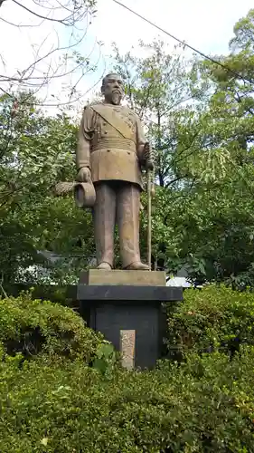 富知六所浅間神社の像