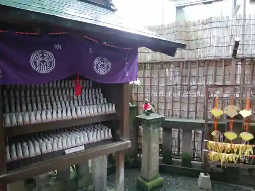 被官稲荷神社の絵馬