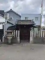 秋葉神社(本町)の山門・神門