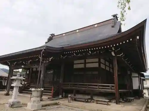 還来寺の本殿・本堂