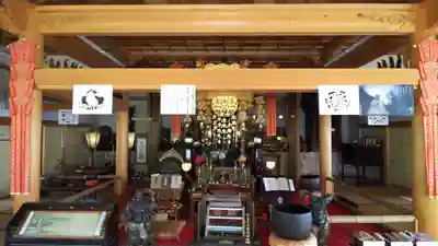 慈尊院の本殿・本堂