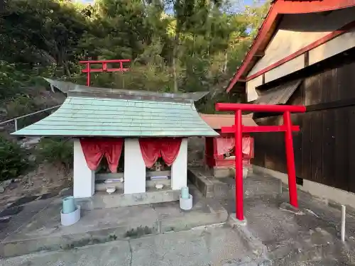 穴場稲荷(岡山県)