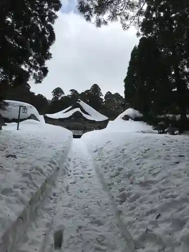 大神山神社奥宮の本殿