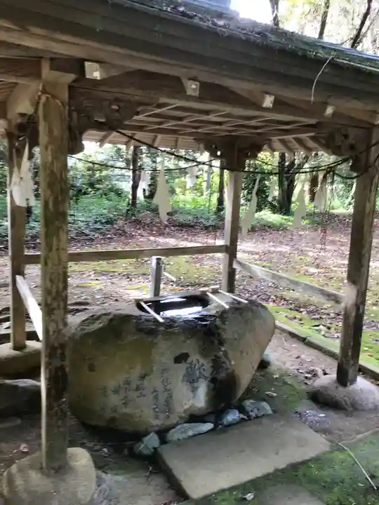 推惠神社の手水舎
