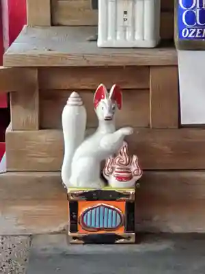 合力稲荷神社の狛犬