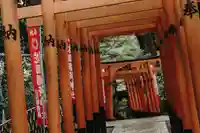 花園稲荷神社の鳥居