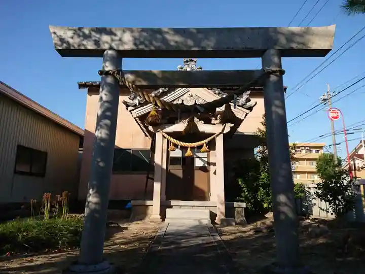 秋葉神社(中開道秋葉講)の鳥居