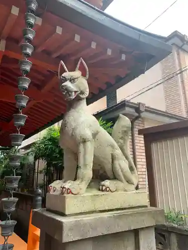 豊受稲荷本宮の狛犬