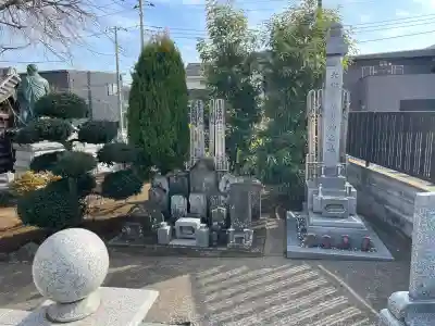 伝法寺の{uncategorized: "未分類", other: "その他", undefined: "問題あり", building: "その他建物", grave: "お墓", sacred_gate: "鳥居", guardian: "狛犬", statue: "像", buddha: "仏像", history: "歴史", nature: "自然", garden: "庭園", animal: "動物", pagoda: "塔", temizu: "手水舎", mountain_gate: "山門・神門", sanctuary: "本殿・本堂", subordinate: "末社・摂社", art: "芸術", scenery: "景色", jizo: "地蔵", ema: "絵馬", goshuin: "御朱印", omikuji: "おみくじ", items: "授与品その他", amulet: "お守り", goshuincho: "御朱印帳", eats: "食事", festival: "お祭り", votive_dance: "神楽", shichigosan: "七五三参", wedding: "結婚式", experience: "体験その他", initially: "初詣", around: "周辺", anti_infection: "感染症対策"}