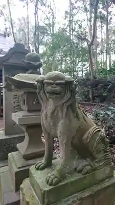 八幡神社の狛犬