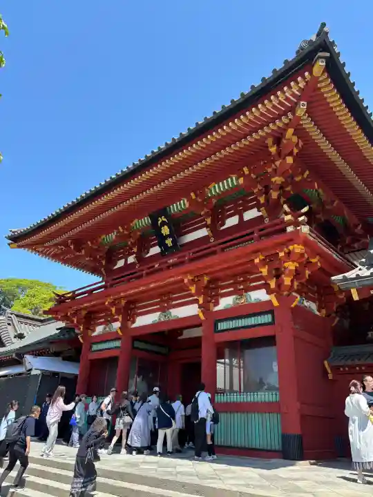 鶴岡八幡宮の{uncategorized: "未分類", other: "その他", undefined: "問題あり", building: "その他建物", grave: "お墓", sacred_gate: "鳥居", guardian: "狛犬", statue: "像", buddha: "仏像", history: "歴史", nature: "自然", garden: "庭園", animal: "動物", pagoda: "塔", temizu: "手水舎", mountain_gate: "山門・神門", sanctuary: "本殿・本堂", subordinate: "末社・摂社", art: "芸術", scenery: "景色", jizo: "地蔵", ema: "絵馬", goshuin: "御朱印", omikuji: "おみくじ", items: "授与品その他", amulet: "お守り", goshuincho: "御朱印帳", eats: "食事", festival: "お祭り", votive_dance: "神楽", shichigosan: "七五三参", wedding: "結婚式", experience: "体験その他", initially: "初詣", around: "周辺", anti_infection: "感染症対策"}