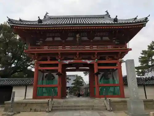 葛井寺の山門・神門