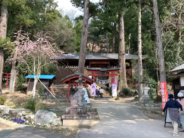 小幡八幡宮の本殿・本堂