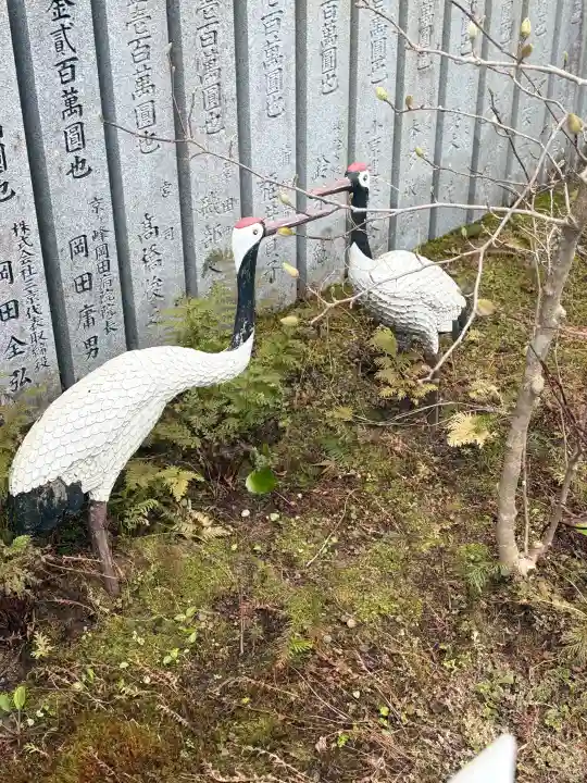猿田彦三河神社の{uncategorized: "未分類", other: "その他", undefined: "問題あり", building: "その他建物", grave: "お墓", sacred_gate: "鳥居", guardian: "狛犬", statue: "像", buddha: "仏像", history: "歴史", nature: "自然", garden: "庭園", animal: "動物", pagoda: "塔", temizu: "手水舎", mountain_gate: "山門・神門", sanctuary: "本殿・本堂", subordinate: "末社・摂社", art: "芸術", scenery: "景色", jizo: "地蔵", ema: "絵馬", goshuin: "御朱印", omikuji: "おみくじ", items: "授与品その他", amulet: "お守り", goshuincho: "御朱印帳", eats: "食事", festival: "お祭り", votive_dance: "神楽", shichigosan: "七五三参", wedding: "結婚式", experience: "体験その他", initially: "初詣", around: "周辺", anti_infection: "感染症対策"}