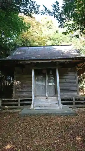 山神社の本殿