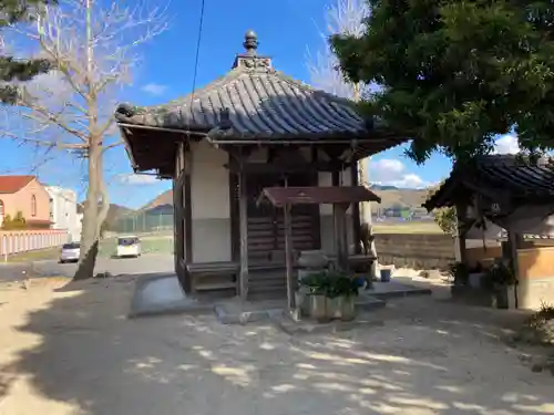 鎌大師の本殿