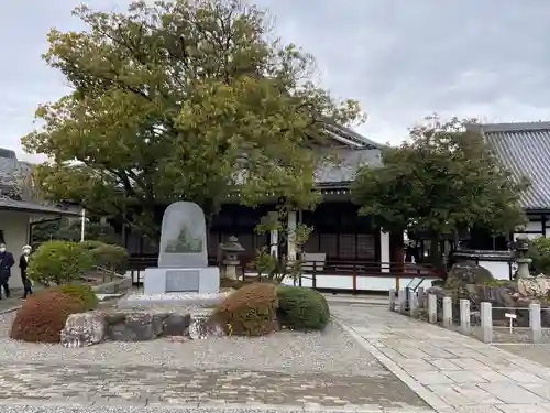 大谷本廟の本殿・本堂