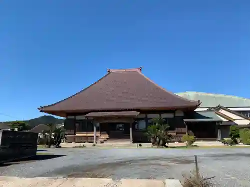 神藏寺の本殿・本堂