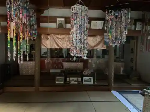 湯屋寺の本殿・本堂