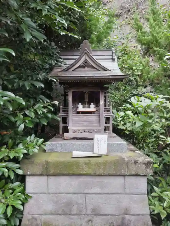 大綱金刀比羅神社の末社・摂社