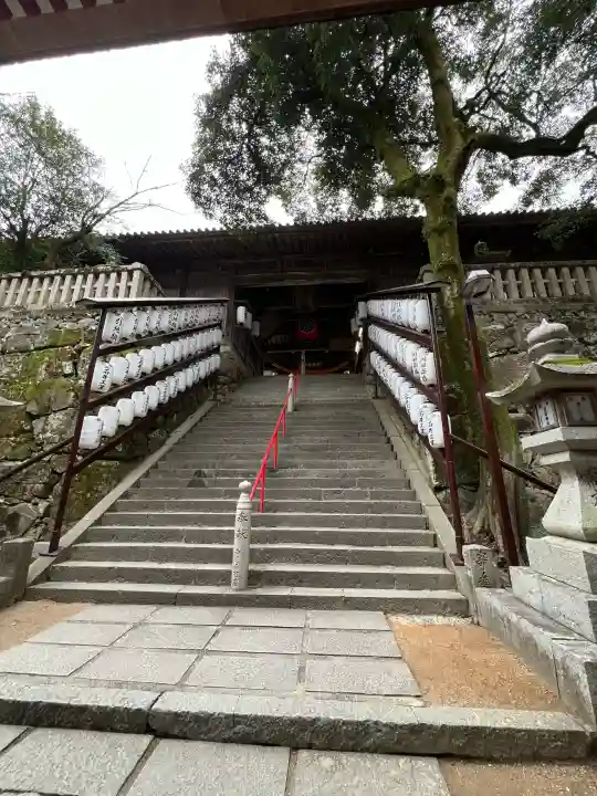 御竈殿(吉備津神社)の{uncategorized: "未分類", other: "その他", undefined: "問題あり", building: "その他建物", grave: "お墓", sacred_gate: "鳥居", guardian: "狛犬", statue: "像", buddha: "仏像", history: "歴史", nature: "自然", garden: "庭園", animal: "動物", pagoda: "塔", temizu: "手水舎", mountain_gate: "山門・神門", sanctuary: "本殿・本堂", subordinate: "末社・摂社", art: "芸術", scenery: "景色", jizo: "地蔵", ema: "絵馬", goshuin: "御朱印", omikuji: "おみくじ", items: "授与品その他", amulet: "お守り", goshuincho: "御朱印帳", eats: "食事", festival: "お祭り", votive_dance: "神楽", shichigosan: "七五三参", wedding: "結婚式", experience: "体験その他", initially: "初詣", around: "周辺", anti_infection: "感染症対策"}