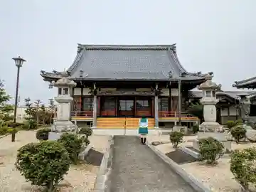 浄泉寺の本殿・本堂