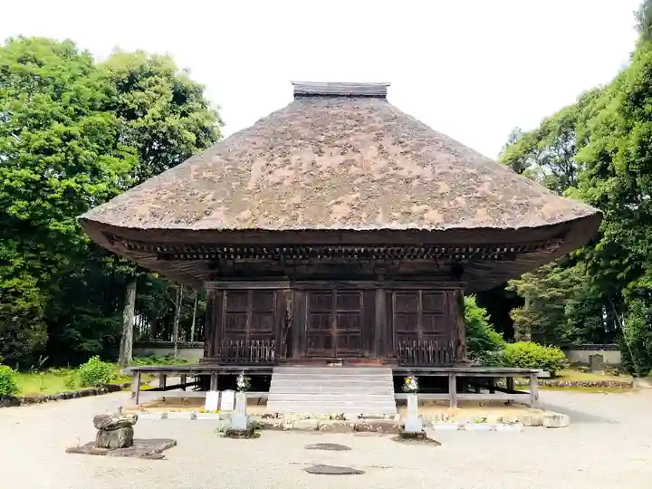 城泉寺の本殿・本堂