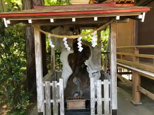 金蛇水神社の{uncategorized: "未分類", other: "その他", undefined: "問題あり", building: "その他建物", grave: "お墓", sacred_gate: "鳥居", guardian: "狛犬", statue: "像", buddha: "仏像", history: "歴史", nature: "自然", garden: "庭園", animal: "動物", pagoda: "塔", temizu: "手水舎", mountain_gate: "山門・神門", sanctuary: "本殿・本堂", subordinate: "末社・摂社", art: "芸術", scenery: "景色", jizo: "地蔵", ema: "絵馬", goshuin: "御朱印", omikuji: "おみくじ", items: "授与品その他", amulet: "お守り", goshuincho: "御朱印帳", eats: "食事", festival: "お祭り", votive_dance: "神楽", shichigosan: "七五三参", wedding: "結婚式", experience: "体験その他", initially: "初詣", around: "周辺", anti_infection: "感染症対策"}