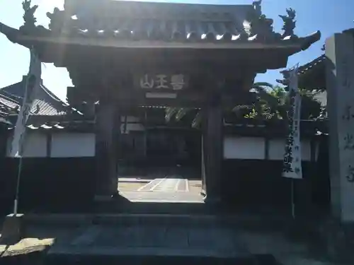 東光寺の山門・神門