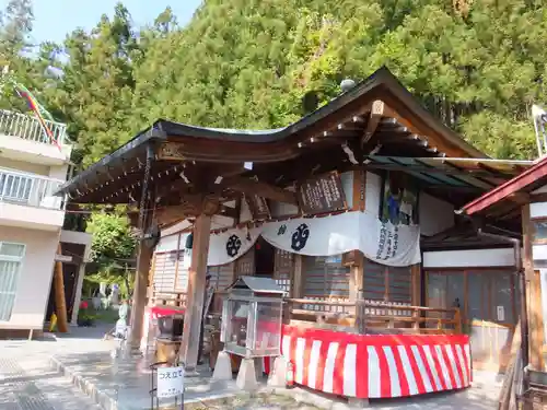 秩父札所十一番 常楽寺の本殿