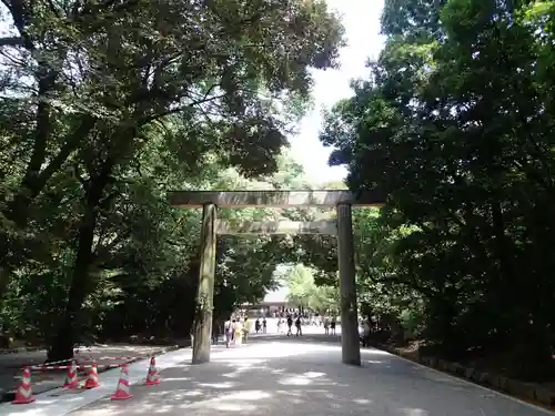 熱田神宮の鳥居