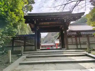 高良神社の{uncategorized: "未分類", other: "その他", undefined: "問題あり", building: "その他建物", grave: "お墓", sacred_gate: "鳥居", guardian: "狛犬", statue: "像", buddha: "仏像", history: "歴史", nature: "自然", garden: "庭園", animal: "動物", pagoda: "塔", temizu: "手水舎", mountain_gate: "山門・神門", sanctuary: "本殿・本堂", subordinate: "末社・摂社", art: "芸術", scenery: "景色", jizo: "地蔵", ema: "絵馬", goshuin: "御朱印", omikuji: "おみくじ", items: "授与品その他", amulet: "お守り", goshuincho: "御朱印帳", eats: "食事", festival: "お祭り", votive_dance: "神楽", shichigosan: "七五三参", wedding: "結婚式", experience: "体験その他", initially: "初詣", around: "周辺", anti_infection: "感染症対策"}