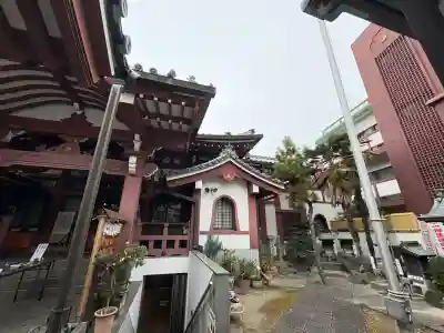 一畑山薬師寺 名古屋別院の{uncategorized: "未分類", other: "その他", undefined: "問題あり", building: "その他建物", grave: "お墓", sacred_gate: "鳥居", guardian: "狛犬", statue: "像", buddha: "仏像", history: "歴史", nature: "自然", garden: "庭園", animal: "動物", pagoda: "塔", temizu: "手水舎", mountain_gate: "山門・神門", sanctuary: "本殿・本堂", subordinate: "末社・摂社", art: "芸術", scenery: "景色", jizo: "地蔵", ema: "絵馬", goshuin: "御朱印", omikuji: "おみくじ", items: "授与品その他", amulet: "お守り", goshuincho: "御朱印帳", eats: "食事", festival: "お祭り", votive_dance: "神楽", shichigosan: "七五三参", wedding: "結婚式", experience: "体験その他", initially: "初詣", around: "周辺", anti_infection: "感染症対策"}