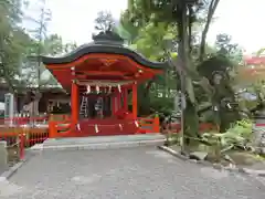 生島足島神社の本殿