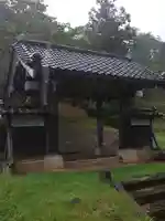 曻覺院の山門・神門