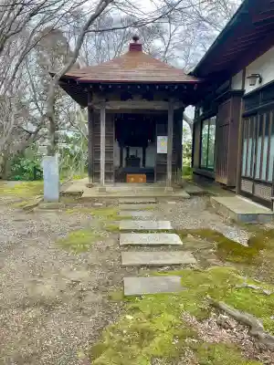 薬王寺の{uncategorized: "未分類", other: "その他", undefined: "問題あり", building: "その他建物", grave: "お墓", sacred_gate: "鳥居", guardian: "狛犬", statue: "像", buddha: "仏像", history: "歴史", nature: "自然", garden: "庭園", animal: "動物", pagoda: "塔", temizu: "手水舎", mountain_gate: "山門・神門", sanctuary: "本殿・本堂", subordinate: "末社・摂社", art: "芸術", scenery: "景色", jizo: "地蔵", ema: "絵馬", goshuin: "御朱印", omikuji: "おみくじ", items: "授与品その他", amulet: "お守り", goshuincho: "御朱印帳", eats: "食事", festival: "お祭り", votive_dance: "神楽", shichigosan: "七五三参", wedding: "結婚式", experience: "体験その他", initially: "初詣", around: "周辺", anti_infection: "感染症対策"}