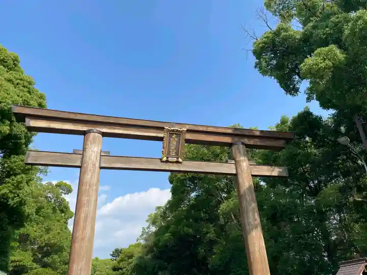 和泉國一之宮 大鳥大社の{uncategorized: "未分類", other: "その他", undefined: "問題あり", building: "その他建物", grave: "お墓", sacred_gate: "鳥居", guardian: "狛犬", statue: "像", buddha: "仏像", history: "歴史", nature: "自然", garden: "庭園", animal: "動物", pagoda: "塔", temizu: "手水舎", mountain_gate: "山門・神門", sanctuary: "本殿・本堂", subordinate: "末社・摂社", art: "芸術", scenery: "景色", jizo: "地蔵", ema: "絵馬", goshuin: "御朱印", omikuji: "おみくじ", items: "授与品その他", amulet: "お守り", goshuincho: "御朱印帳", eats: "食事", festival: "お祭り", votive_dance: "神楽", shichigosan: "七五三参", wedding: "結婚式", experience: "体験その他", initially: "初詣", around: "周辺", anti_infection: "感染症対策"}