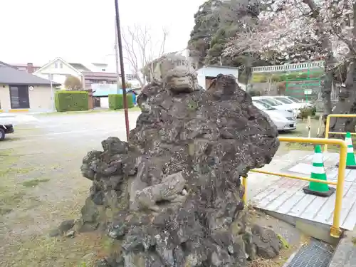 大津諏訪神社の狛犬