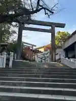 伊勢山皇大神宮の{uncategorized: "未分類", other: "その他", undefined: "問題あり", building: "その他建物", grave: "お墓", sacred_gate: "鳥居", guardian: "狛犬", statue: "像", buddha: "仏像", history: "歴史", nature: "自然", garden: "庭園", animal: "動物", pagoda: "塔", temizu: "手水舎", mountain_gate: "山門・神門", sanctuary: "本殿・本堂", subordinate: "末社・摂社", art: "芸術", scenery: "景色", jizo: "地蔵", ema: "絵馬", goshuin: "御朱印", omikuji: "おみくじ", items: "授与品その他", amulet: "お守り", goshuincho: "御朱印帳", eats: "食事", festival: "お祭り", votive_dance: "神楽", shichigosan: "七五三参", wedding: "結婚式", experience: "体験その他", initially: "初詣", around: "周辺", anti_infection: "感染症対策"}