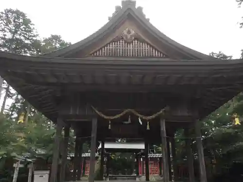 八所神社の山門