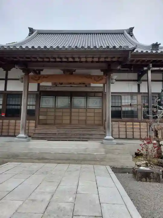 長楽寺の本殿・本堂