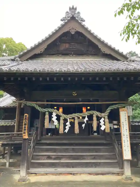曽許乃御立神社の本殿・本堂
