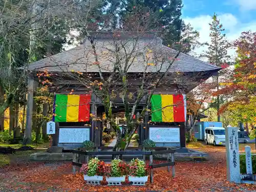 如法寺（鳥追観音）の山門