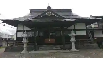 廷命寺の本殿・本堂