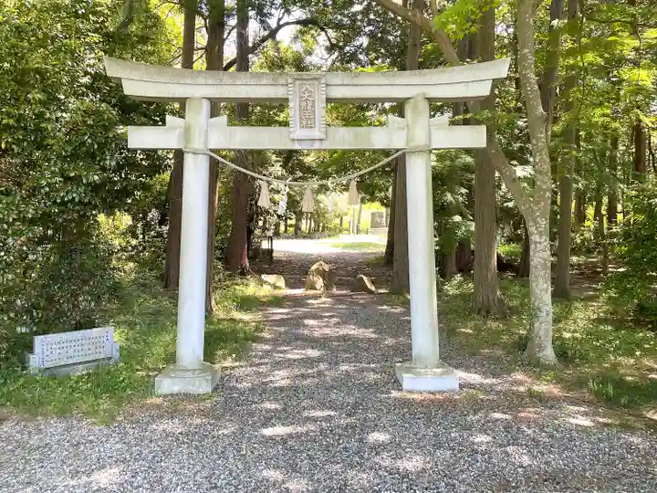 雨也神社(八大龍王社)(滋賀県)
