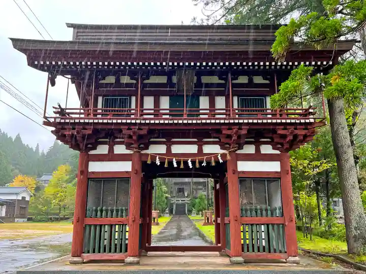 須波阿湏疑神社の山門・神門