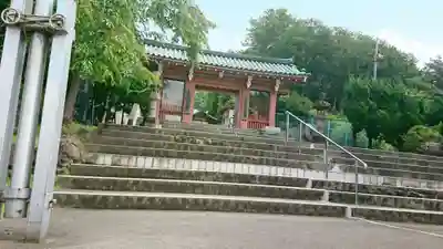 釜石大観音の山門・神門