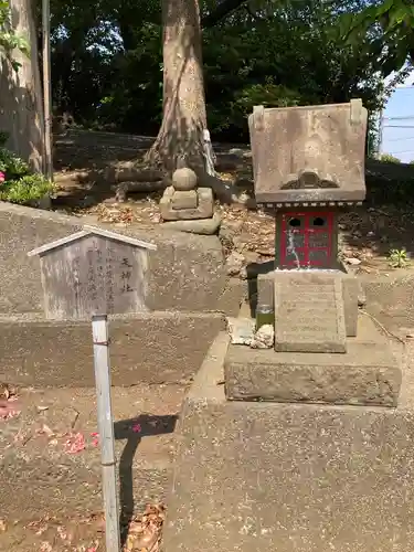 金田神社の末社